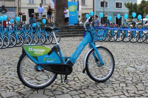 Před pěti lety v Berouně slavnostně odstartoval projekt sdílených elektrokol. 